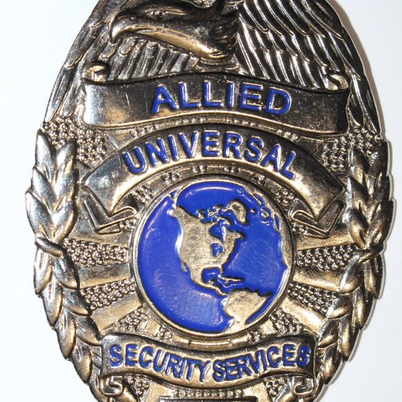 VINTAGE OBSOLETE ALLIED UNIVERSAL SECURITY SERVICES OFFICER METAL NUMBERED BADGE - Picture 1 of 6